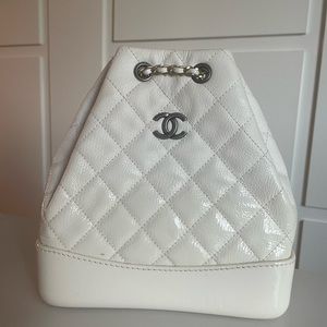 AUTHENTIC Chanel Gabrielle Backpack White w/ patent leather base / size - small
